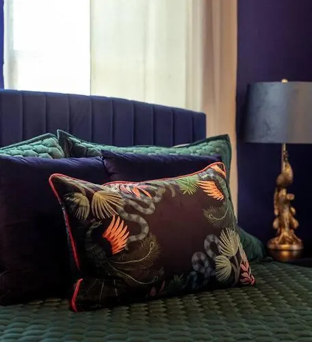 The Peacock - Artsy East Hill Getaway * Pensacola