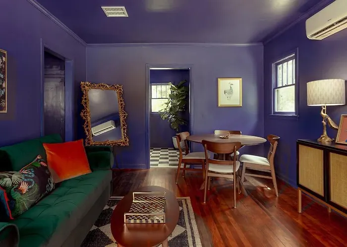 The Peacock - Artsy East Hill Getaway Villa Pensacola